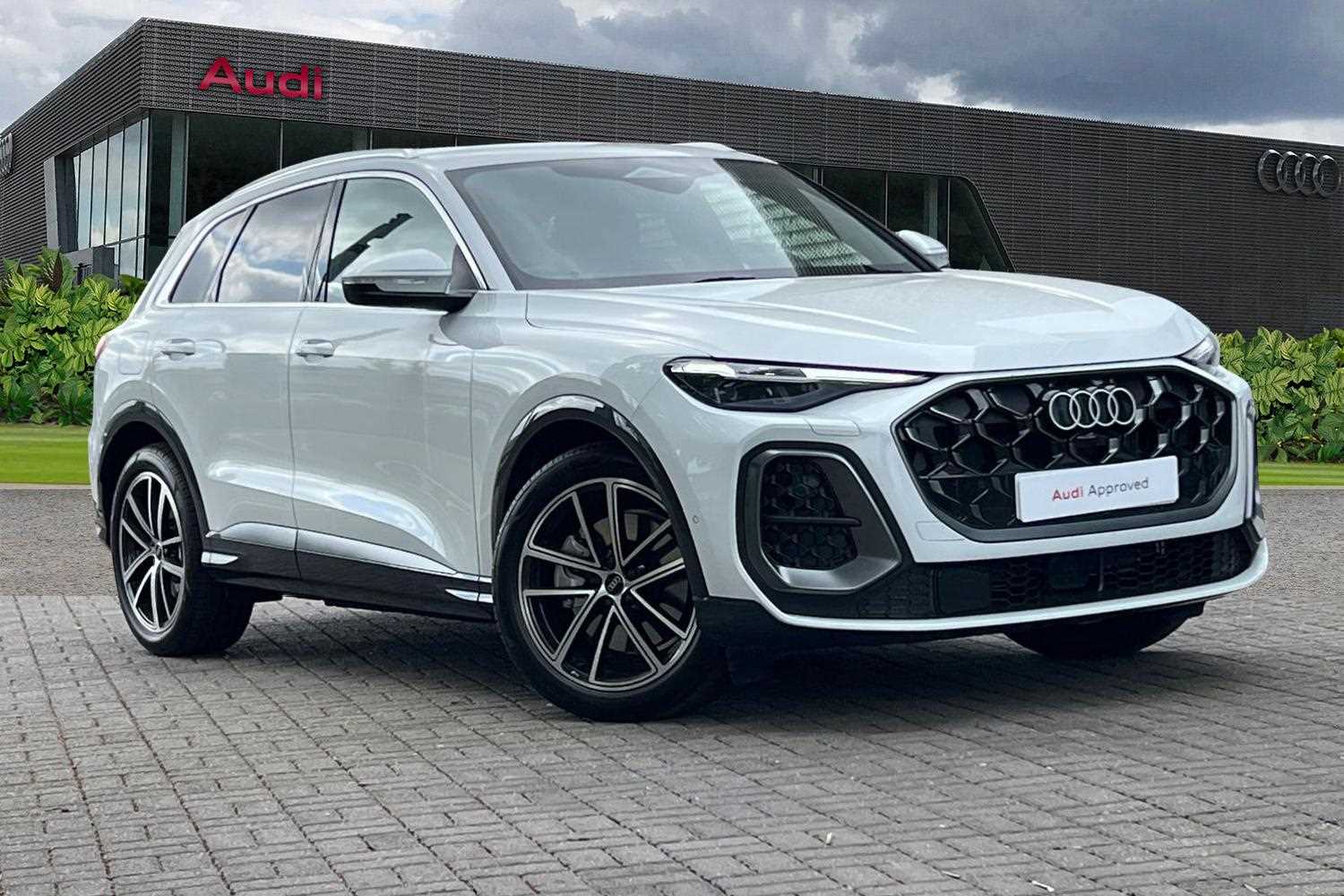 Main listing image - Audi Q5