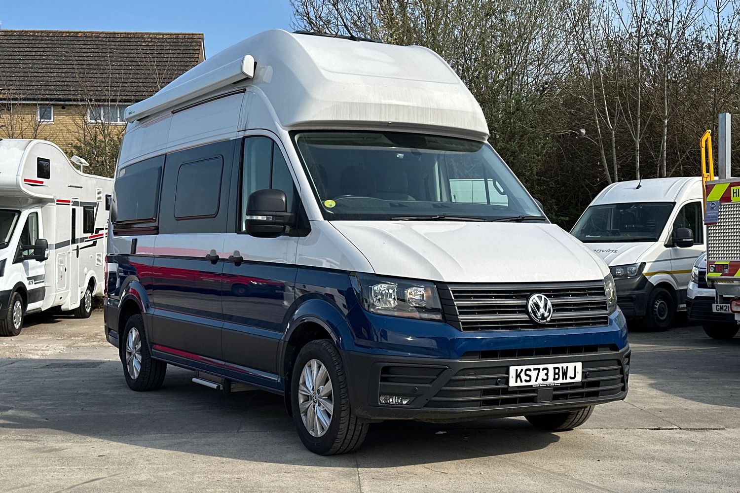 Main listing image - Volkswagen Grand California