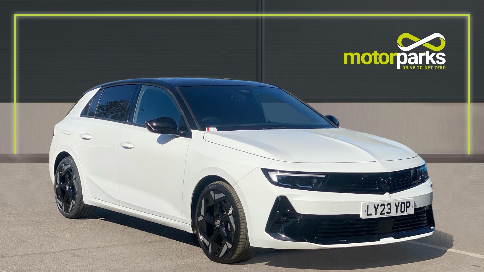Main listing image - Vauxhall Astra