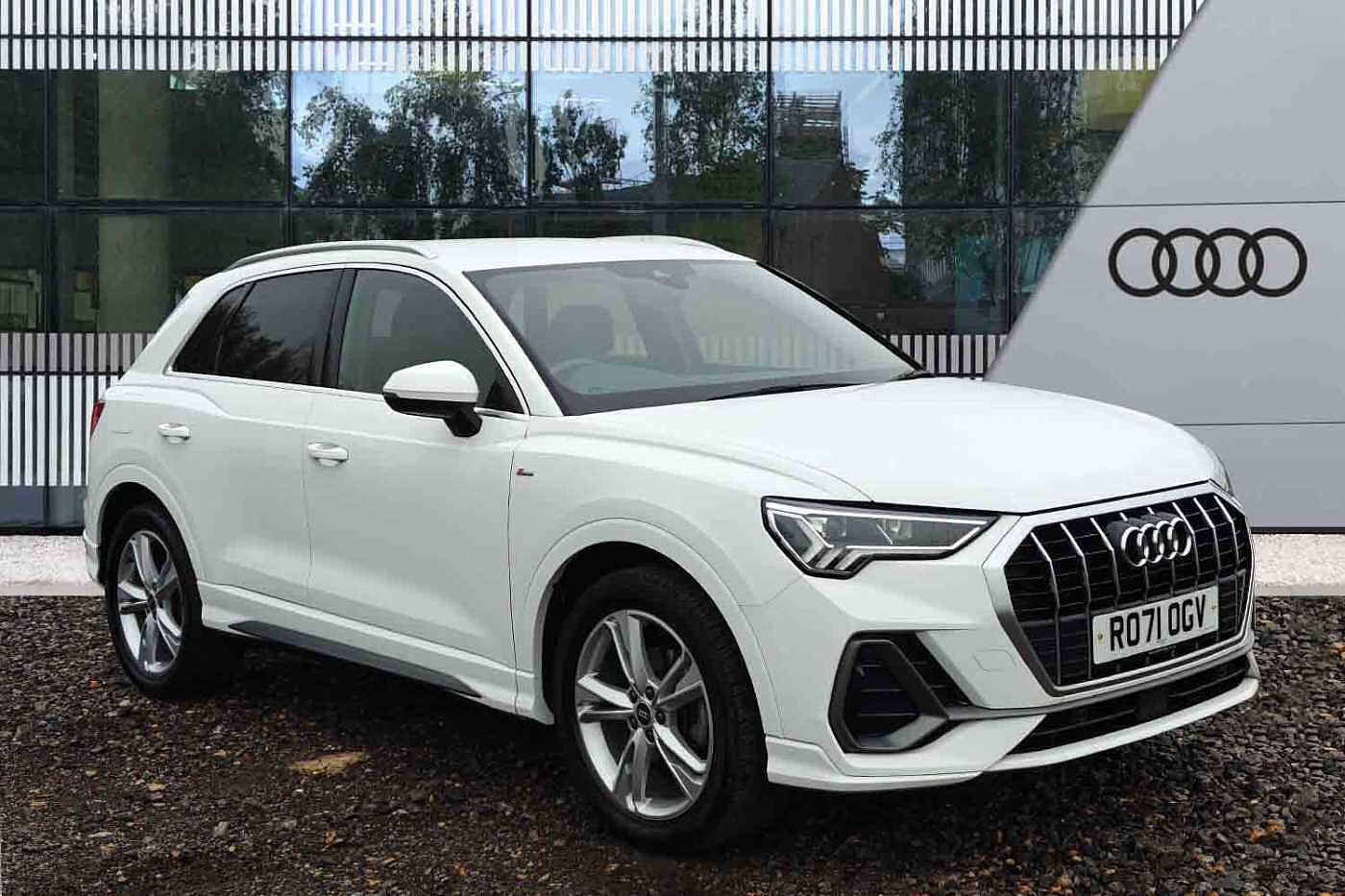 Main listing image - Audi Q3