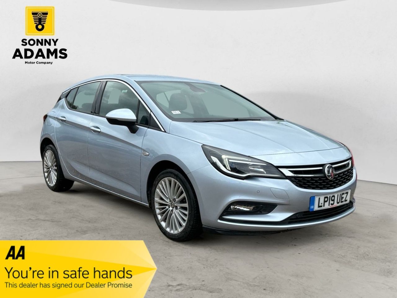 Main listing image - Vauxhall Astra