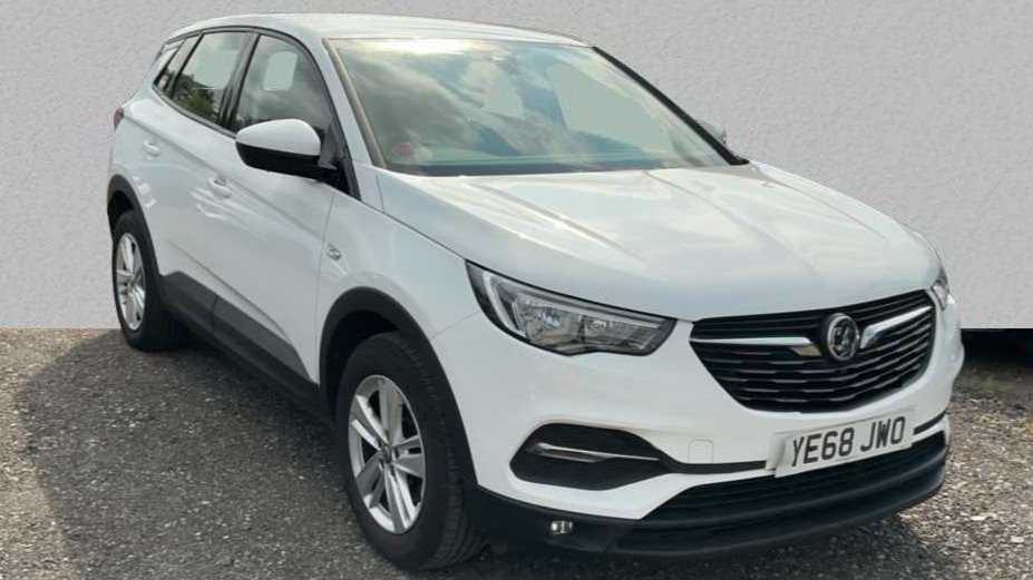 Main listing image - Vauxhall Grandland X