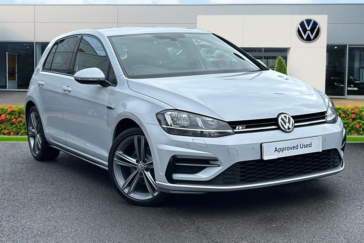 Main listing image - Volkswagen Golf