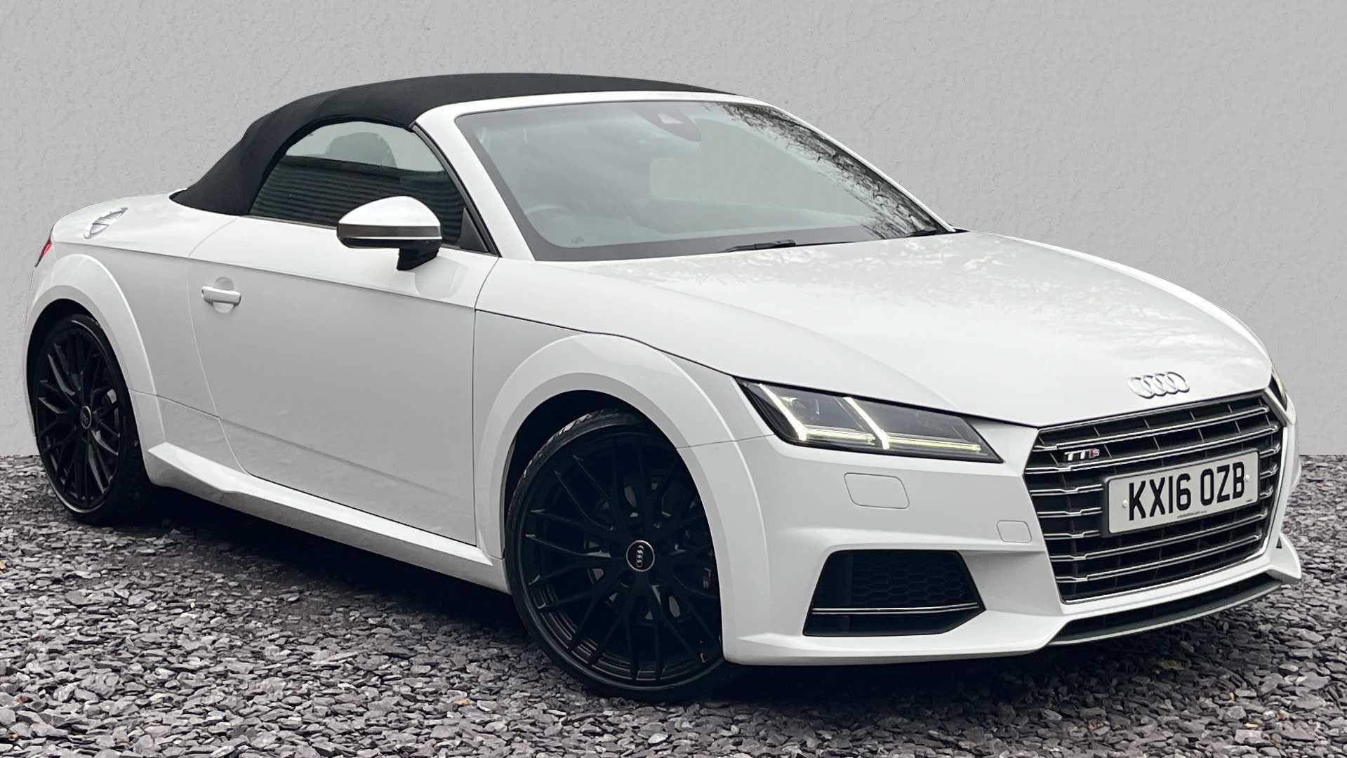 Main listing image - Audi TT S