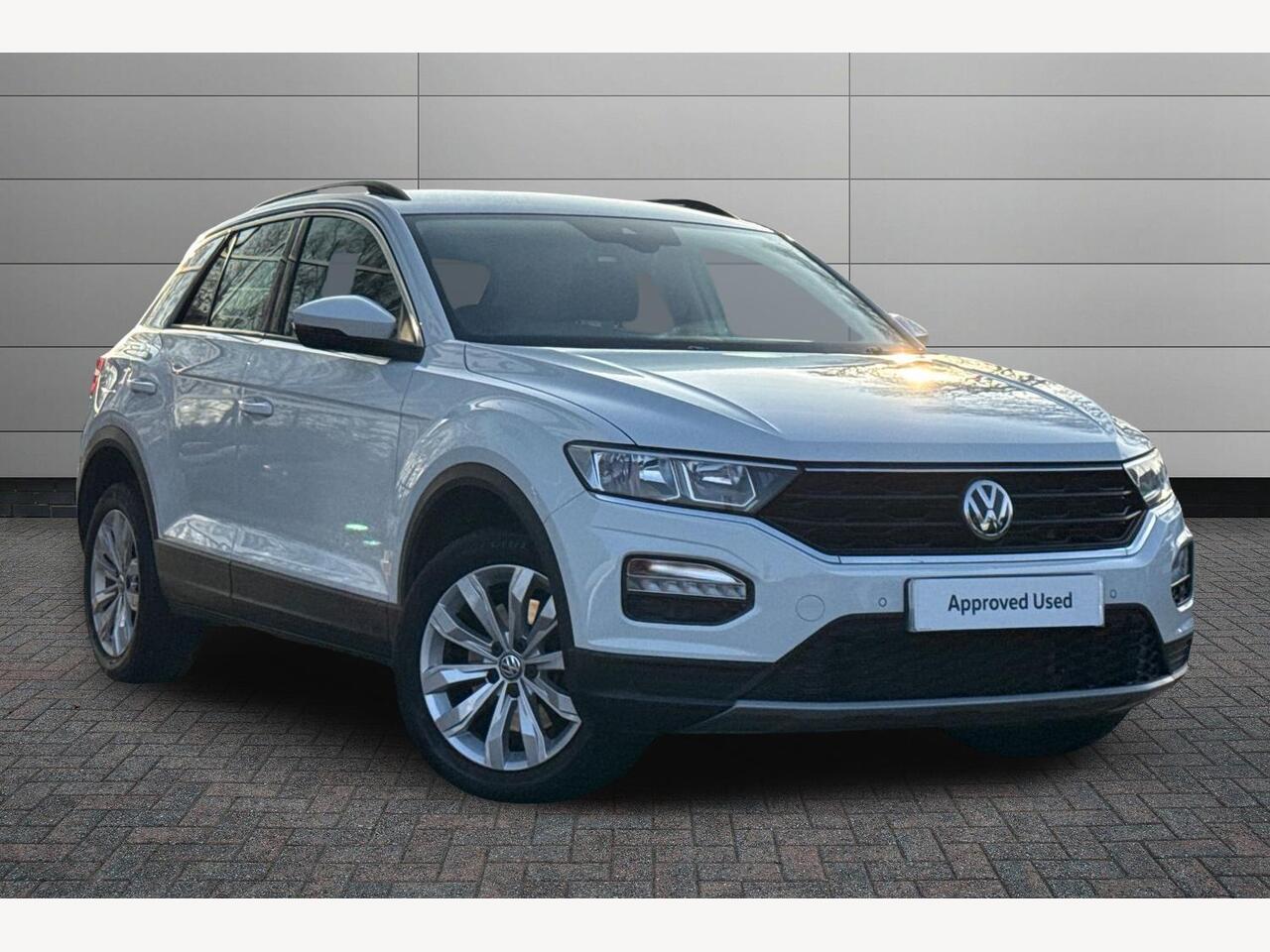 Main listing image - Volkswagen T-Roc