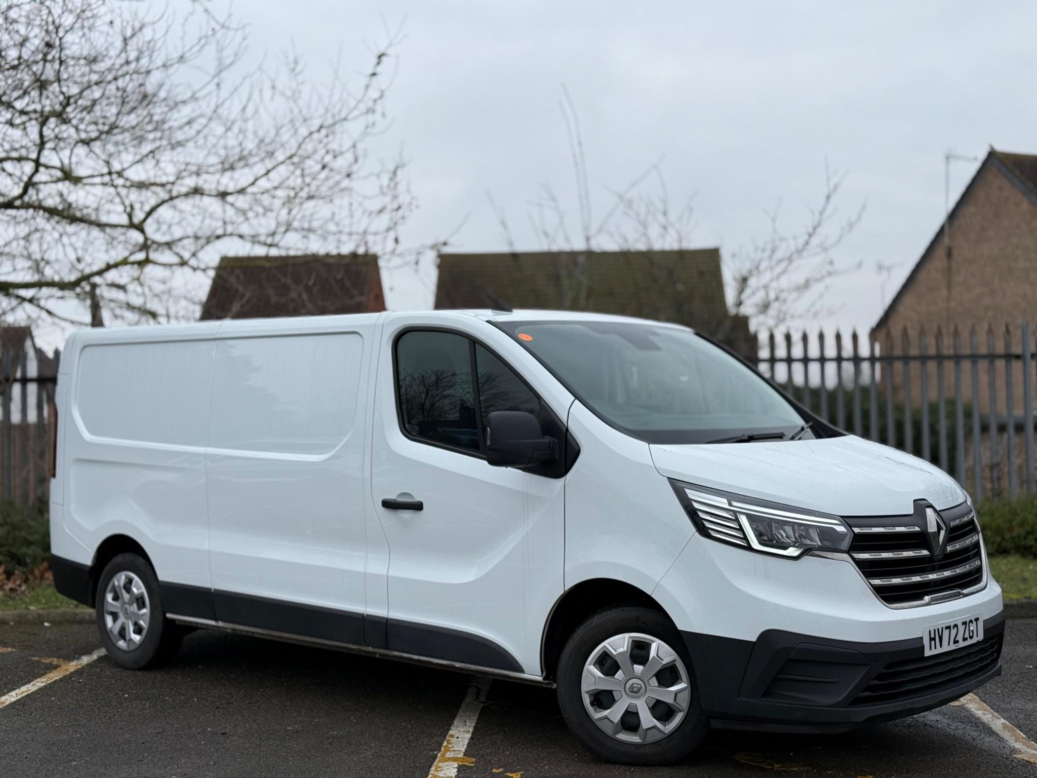 Main listing image - Renault Trafic