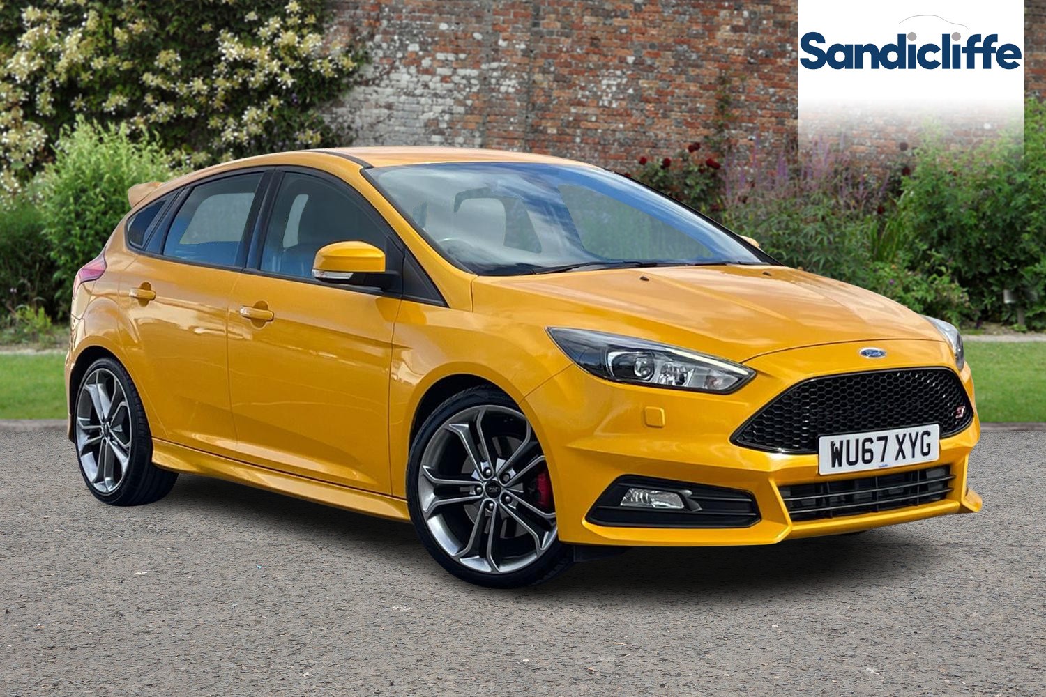 Main listing image - Ford Focus ST