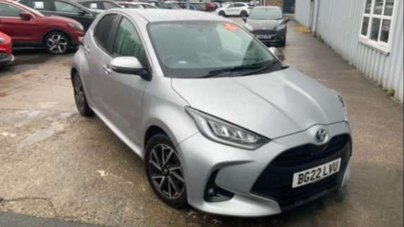 Main listing image - Toyota Yaris