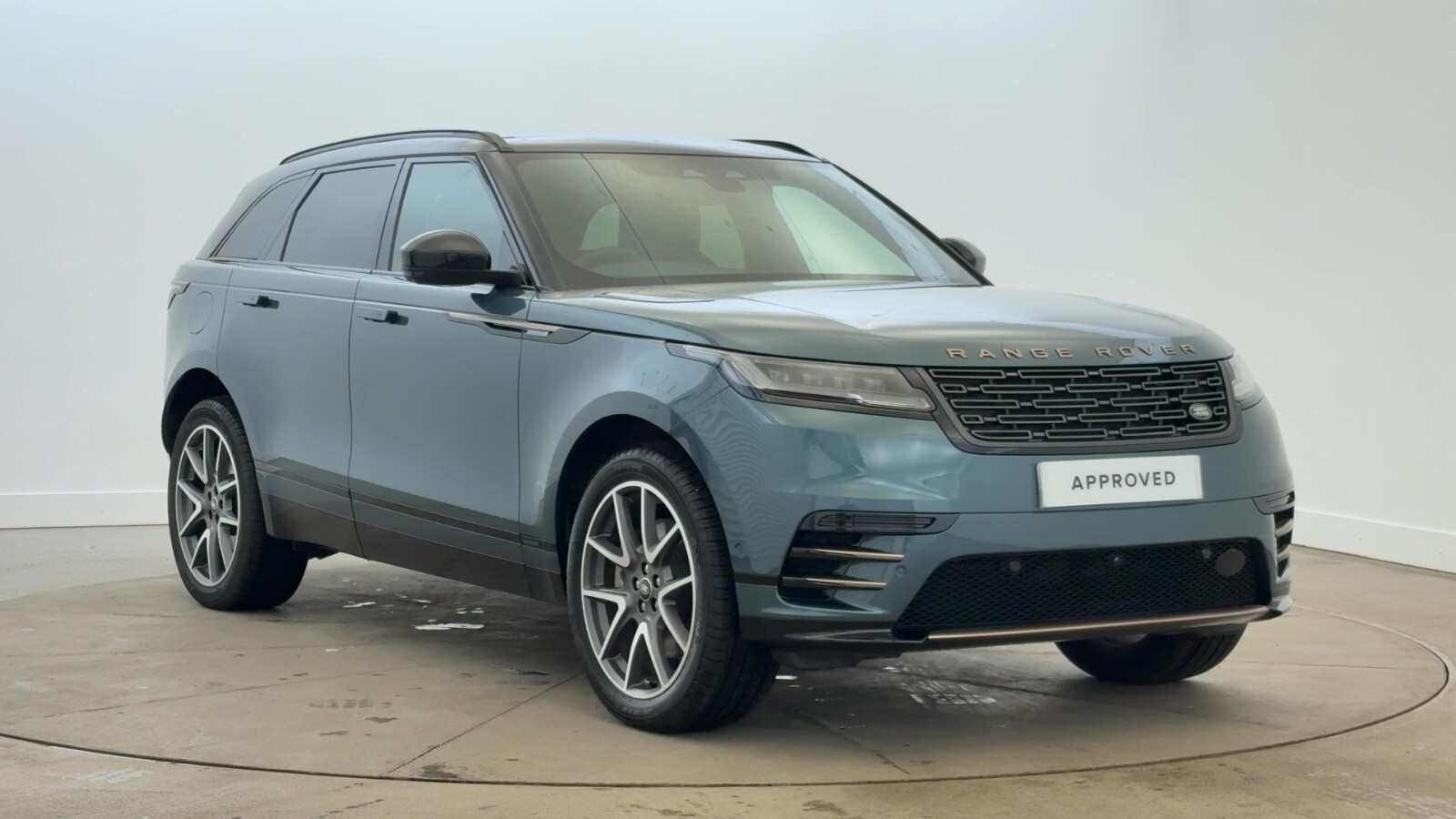Main listing image - Land Rover Range Rover Velar