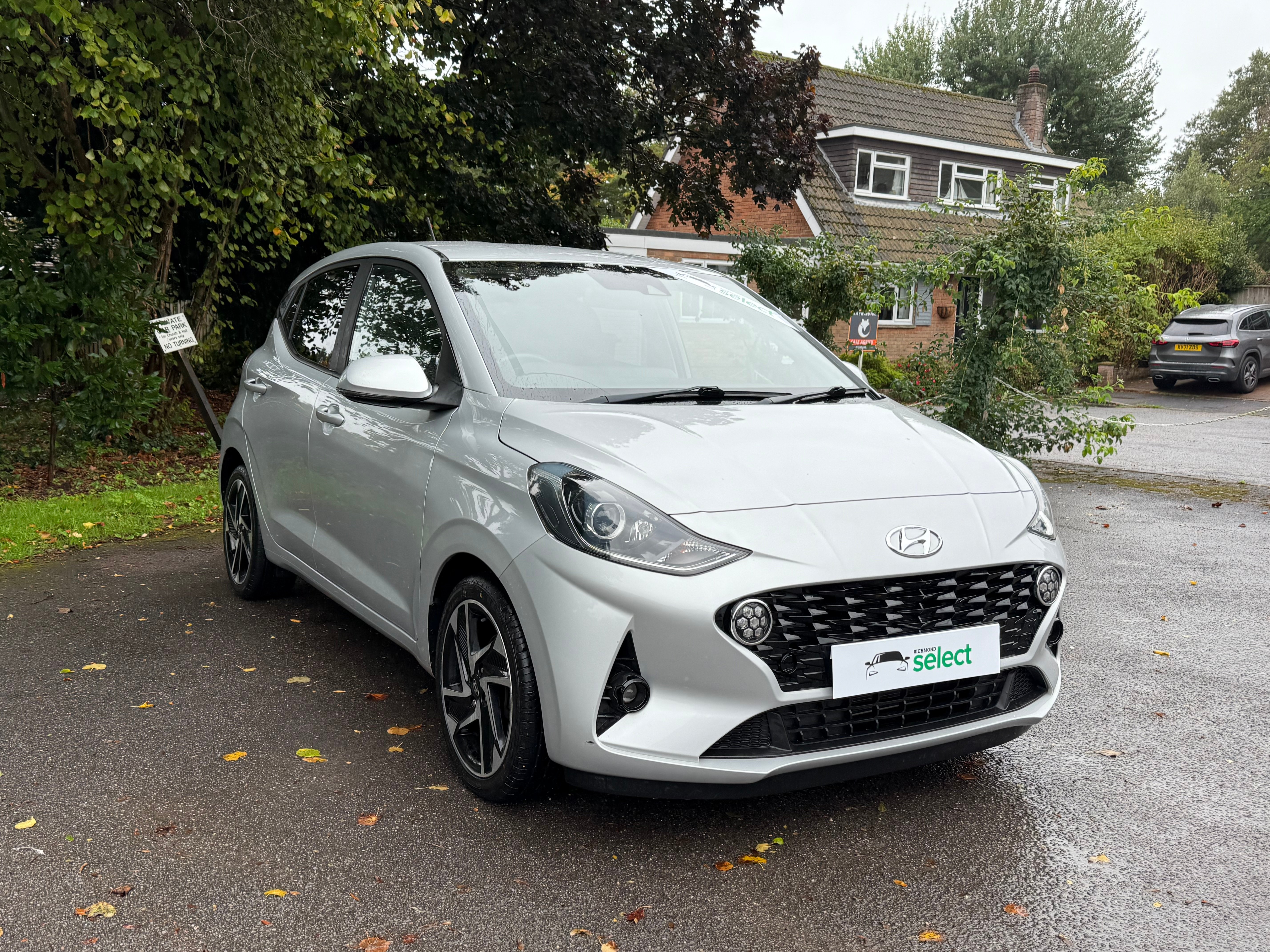 Main listing image - Hyundai i10