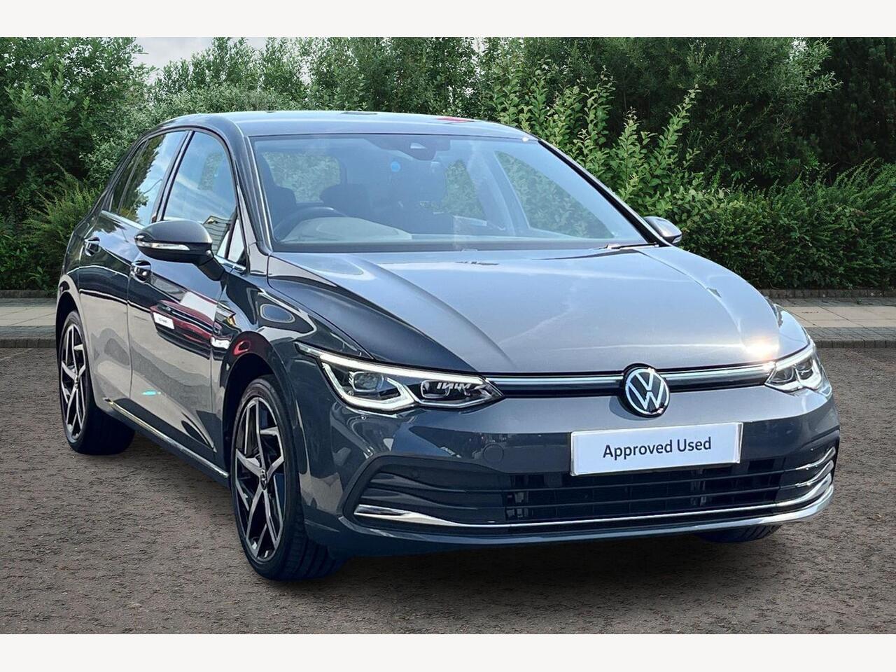 Main listing image - Volkswagen Golf