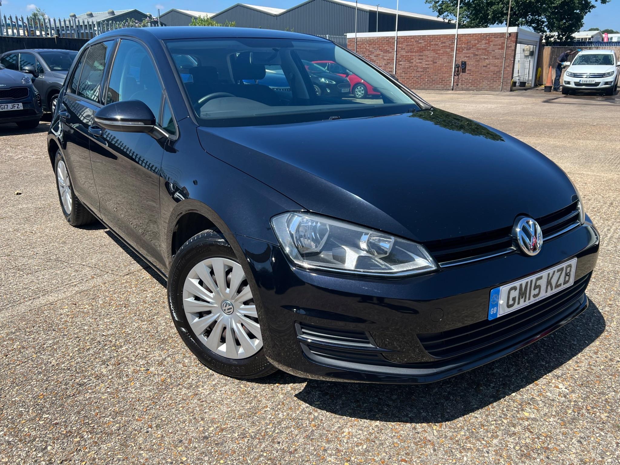 Main listing image - Volkswagen Golf