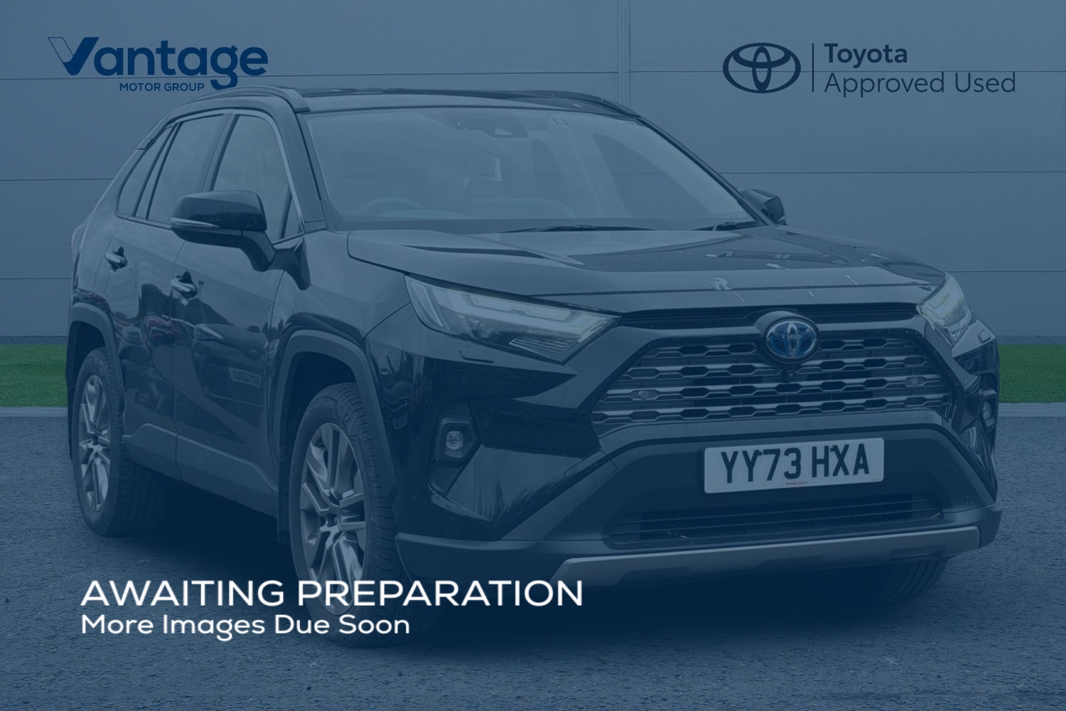 Main listing image - Toyota RAV4