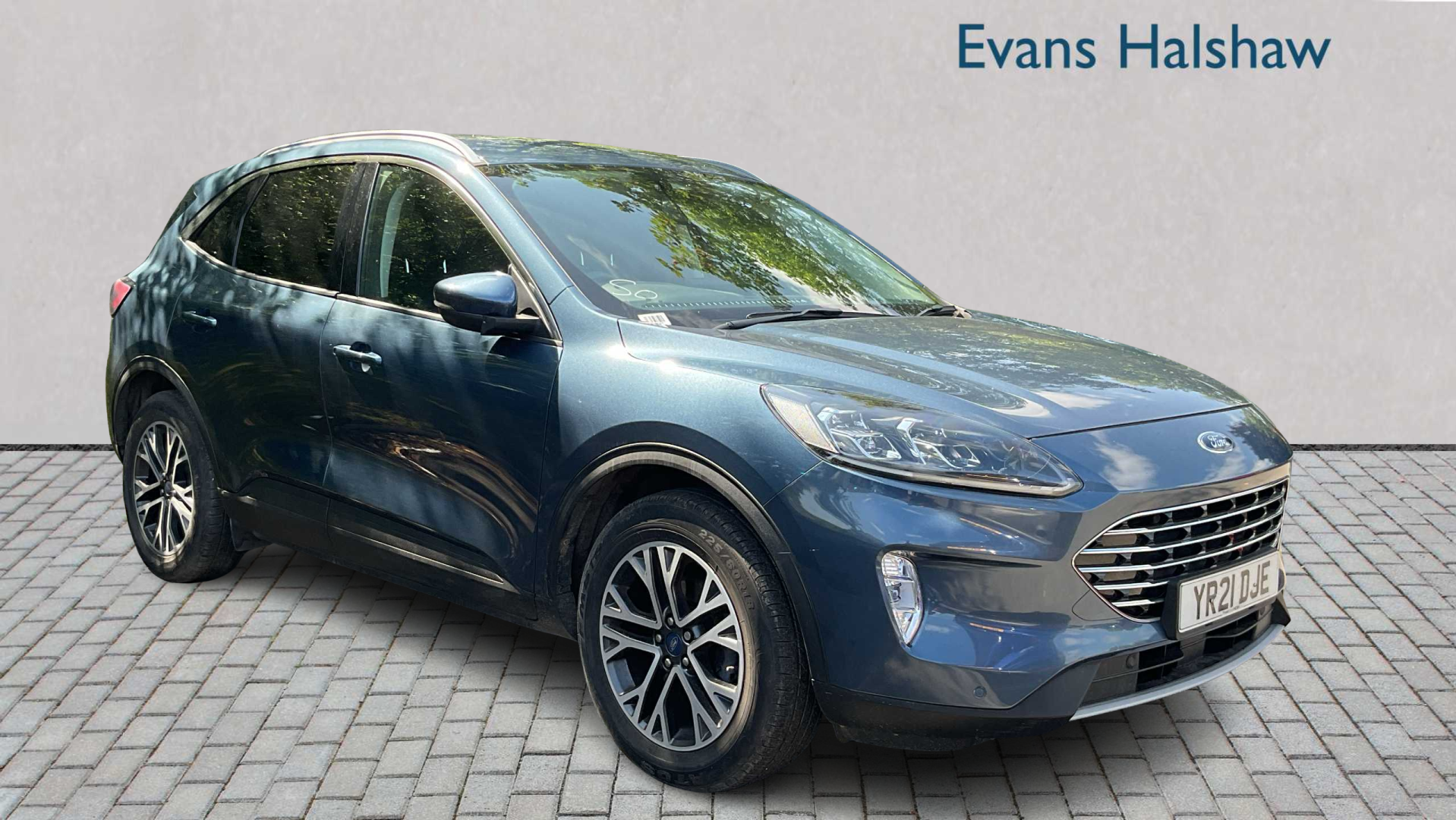 Main listing image - Ford Kuga