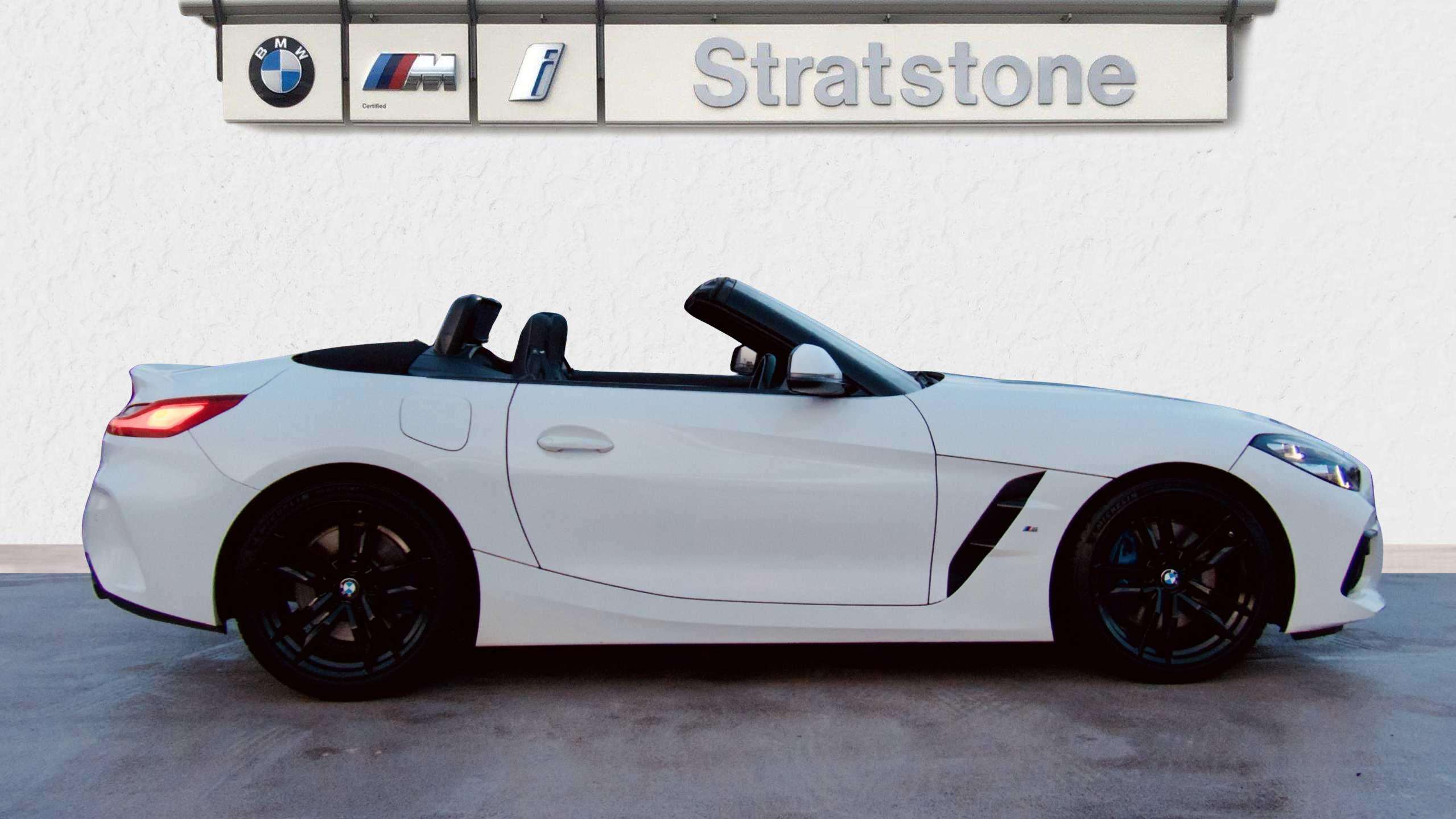 Main listing image - BMW Z4