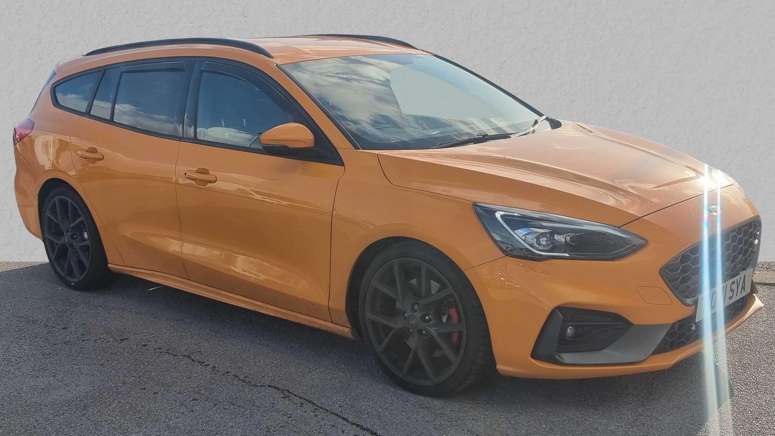 Main listing image - Ford Focus Estate