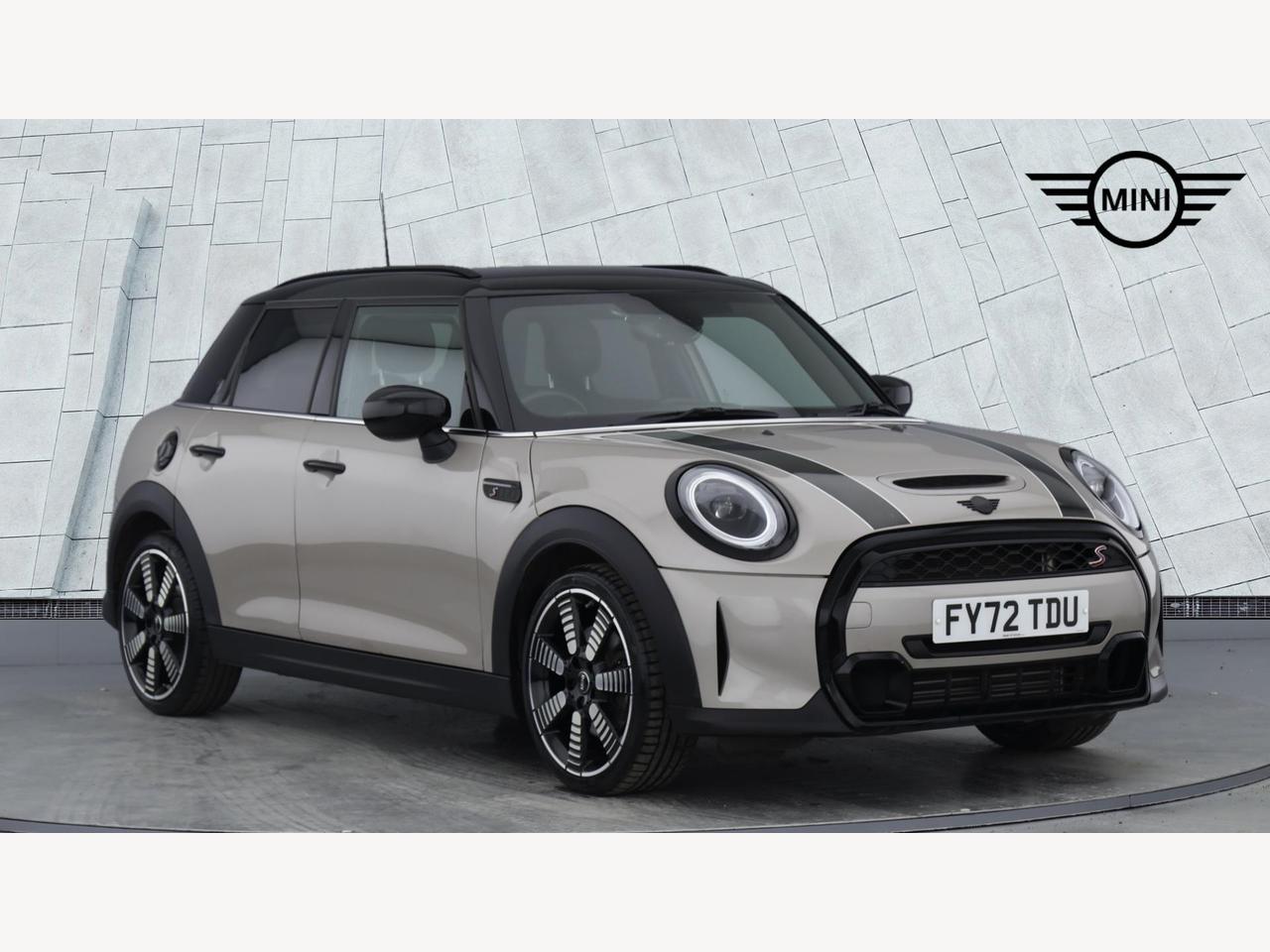 Main listing image - MINI Hatchback 5dr