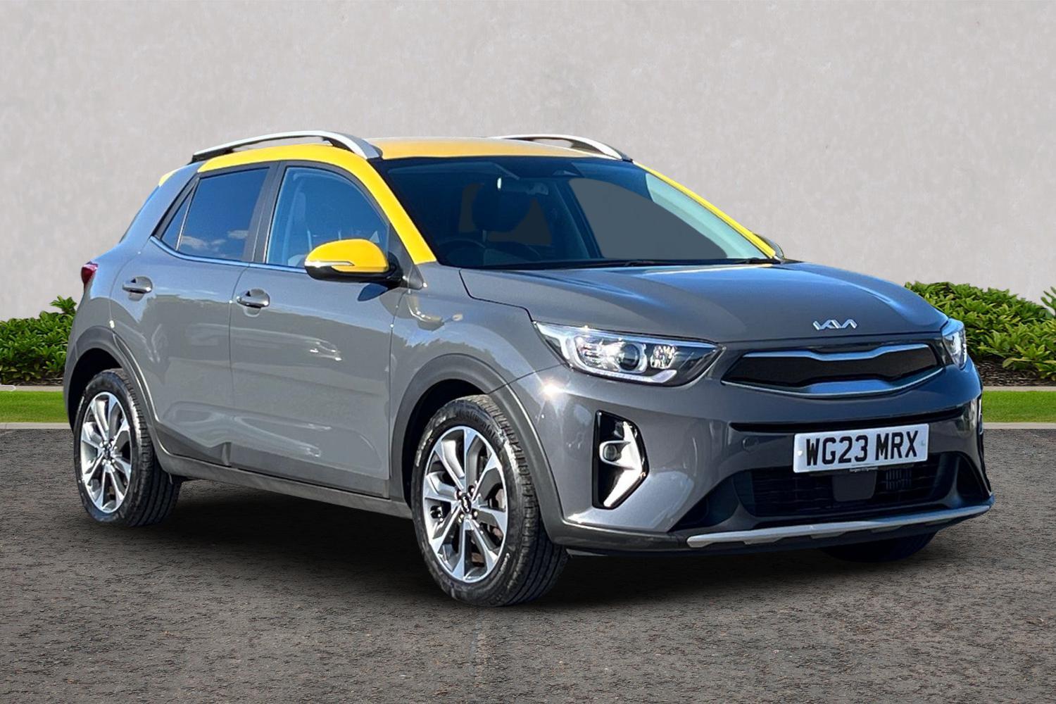Main listing image - Kia Stonic