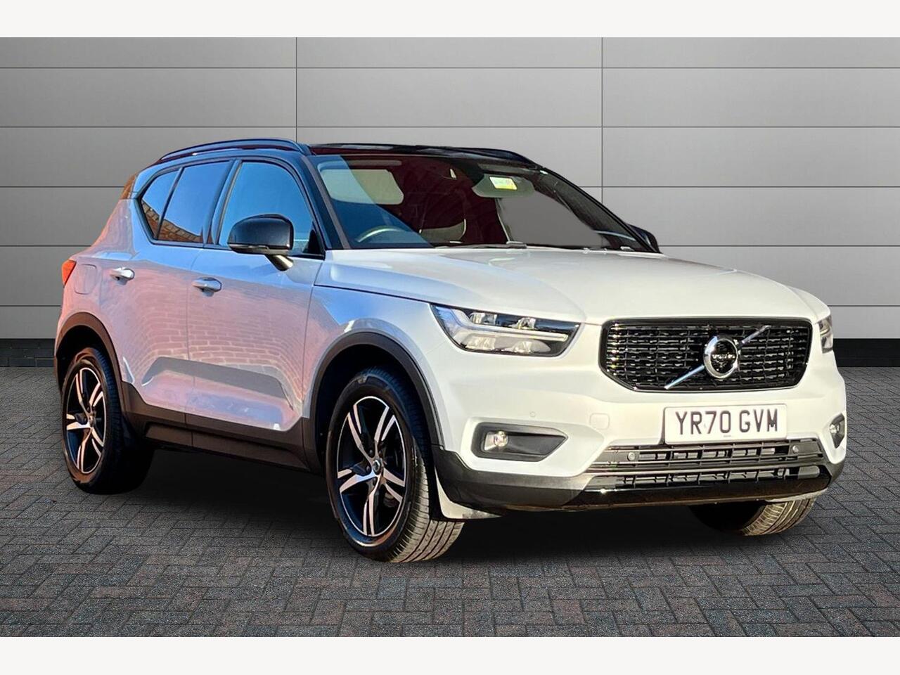 Main listing image - Volvo XC40