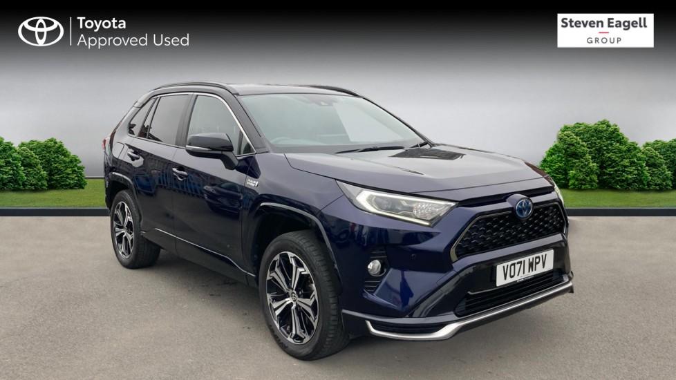 Main listing image - Toyota RAV4