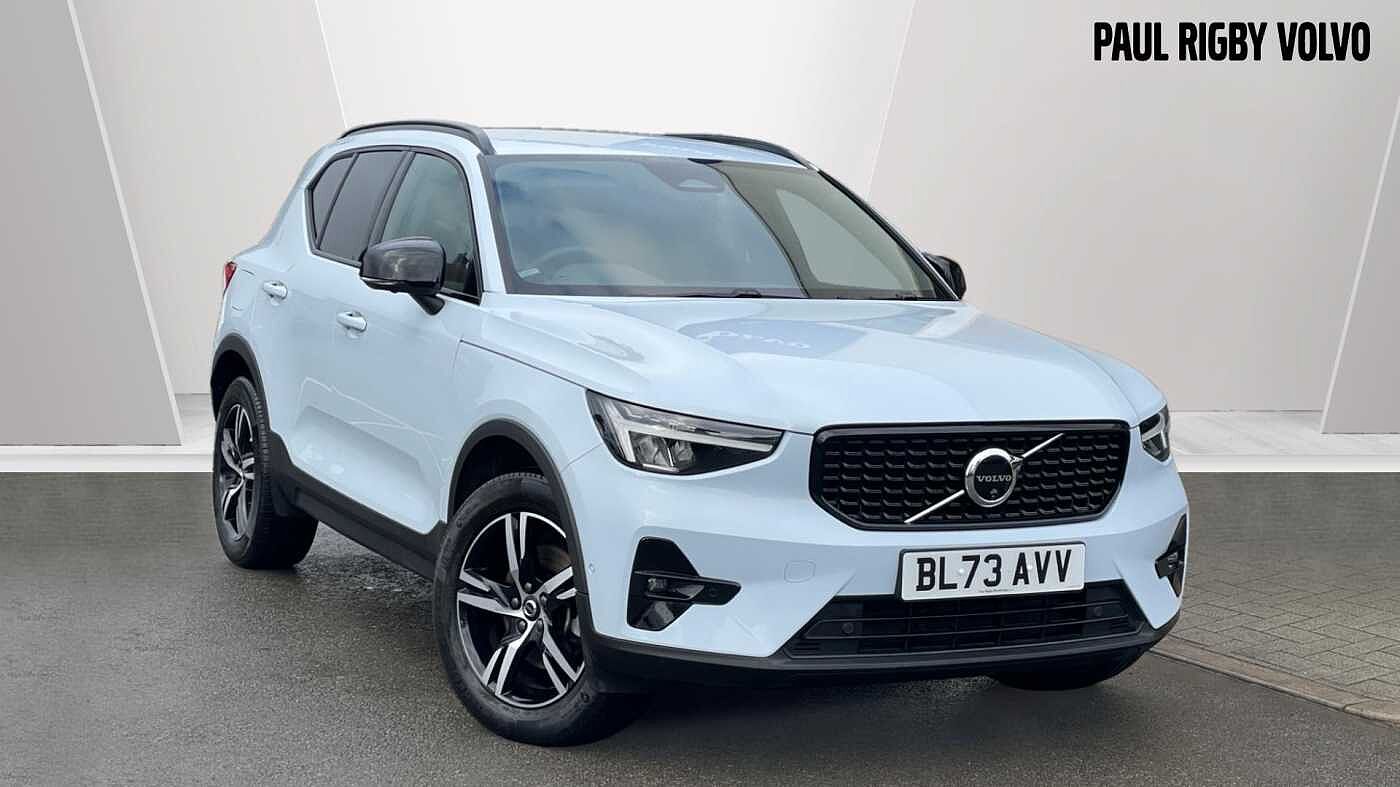 Main listing image - Volvo XC40