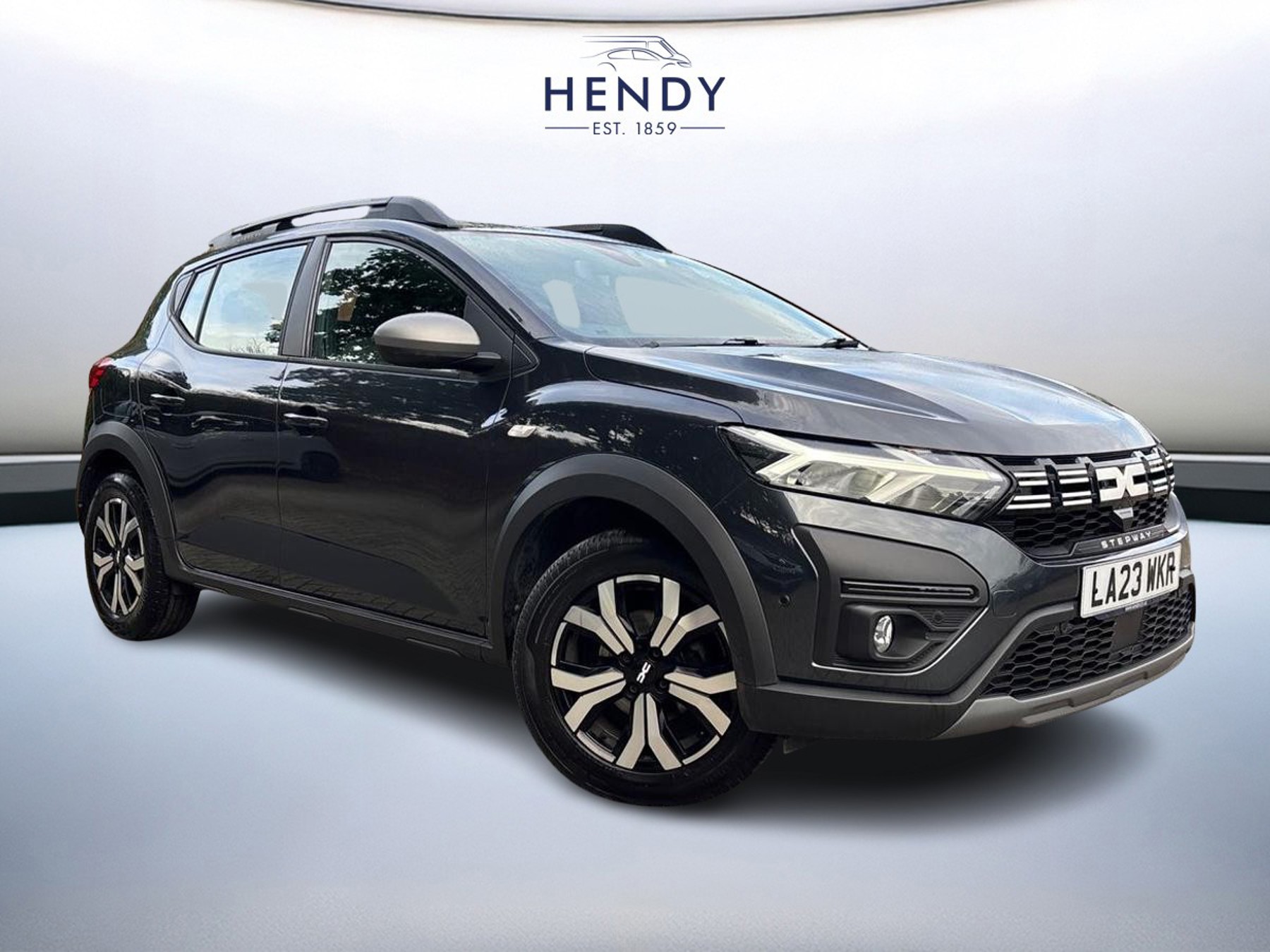 Main listing image - Dacia Sandero Stepway