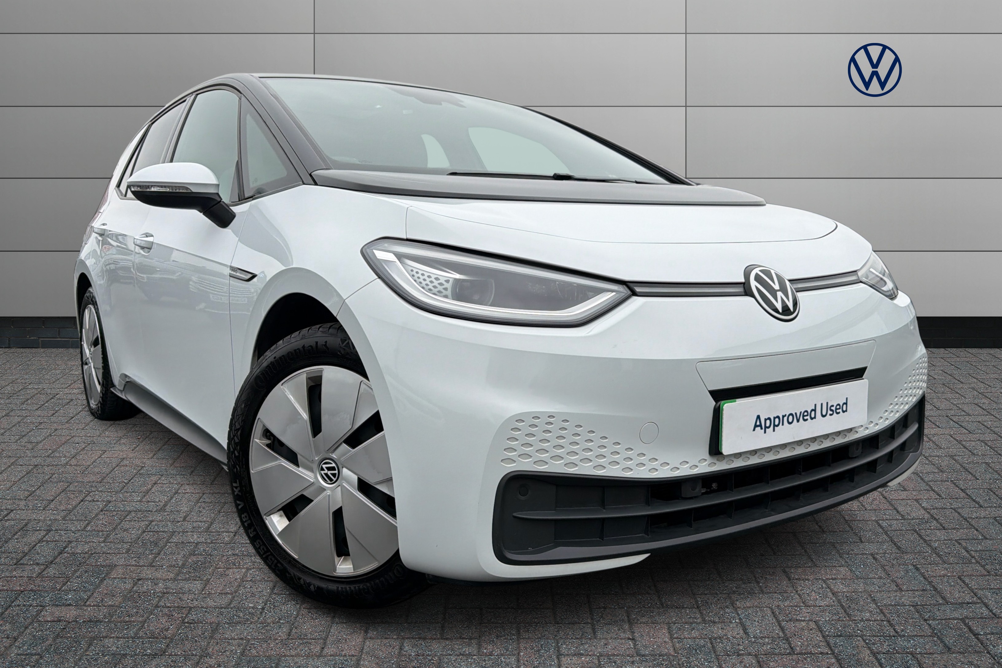 Main listing image - Volkswagen ID.3