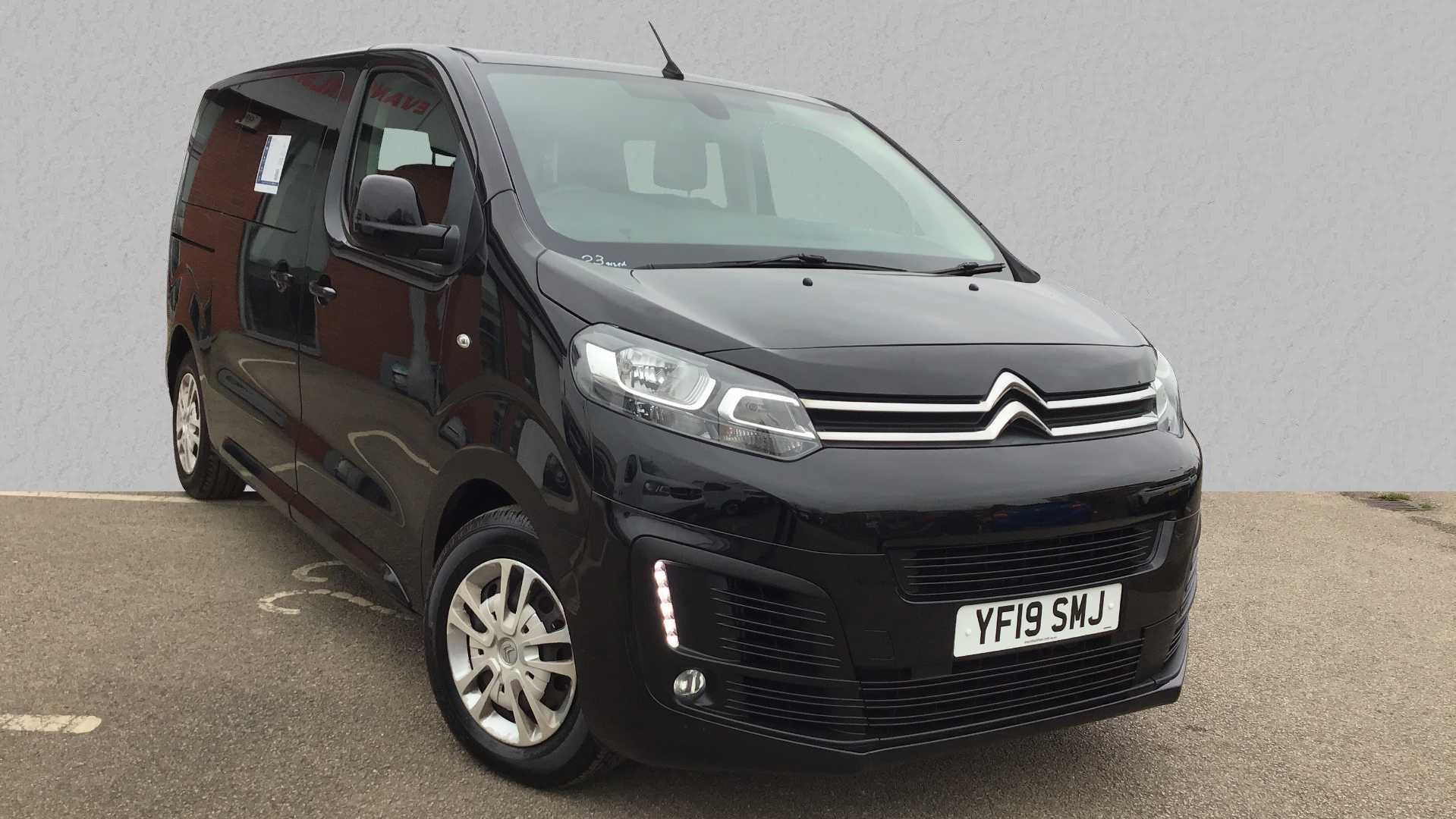 Main listing image - Citroen Space Tourer