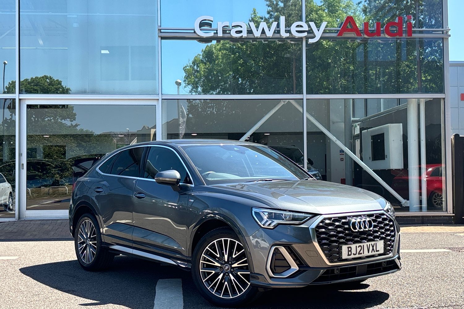 Main listing image - Audi Q3