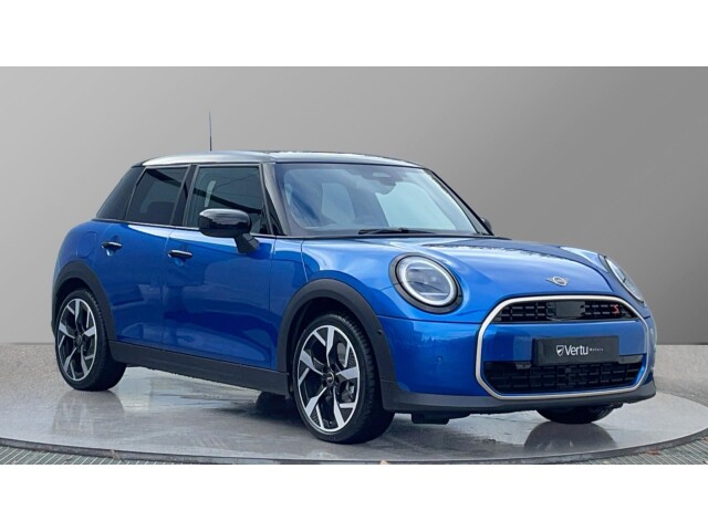 Main listing image - MINI Hatchback 5dr