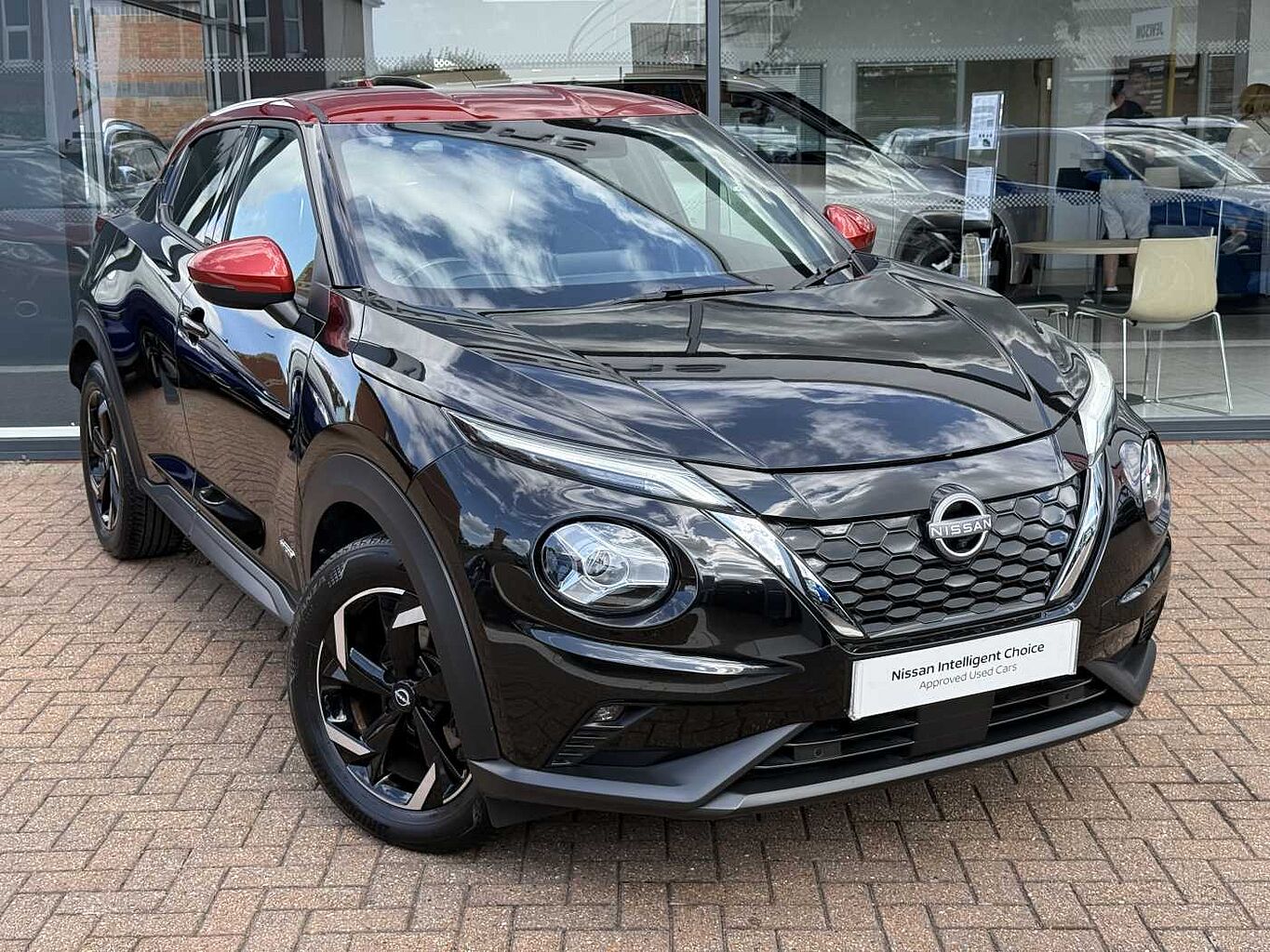 Main listing image - Nissan Juke