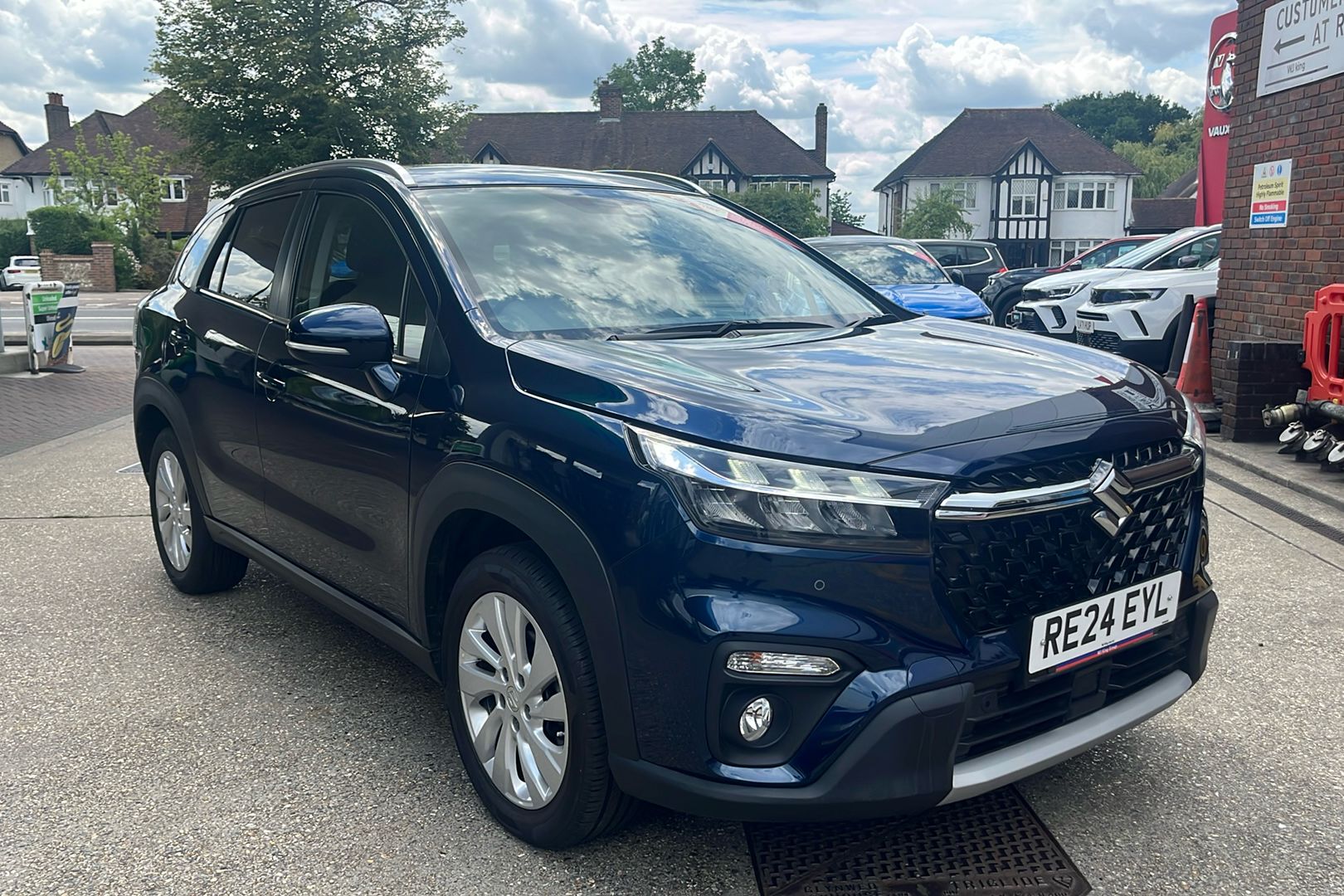 Main listing image - Suzuki S-Cross