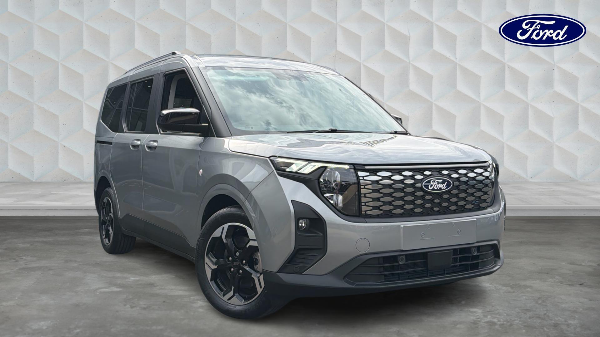Main listing image - Ford Tourneo Courier