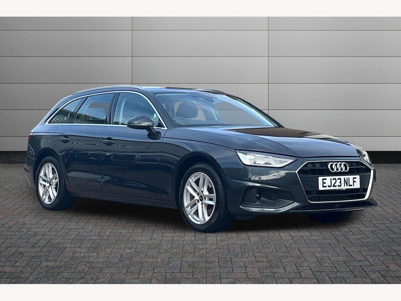 Main listing image - Audi A4