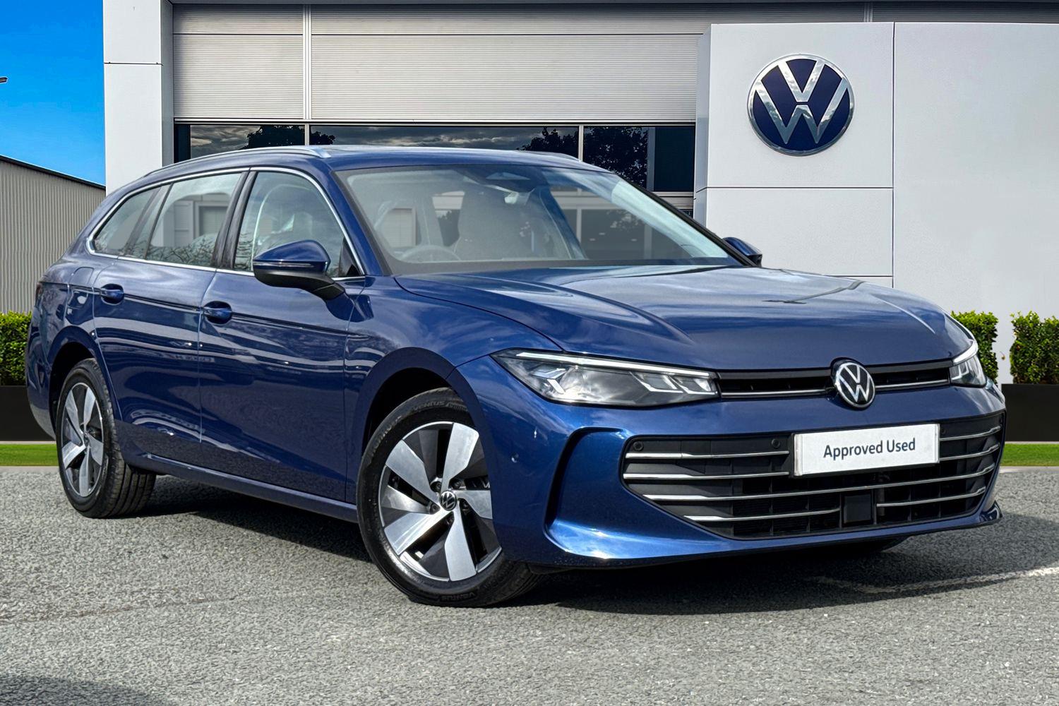 Main listing image - Volkswagen Passat Estate