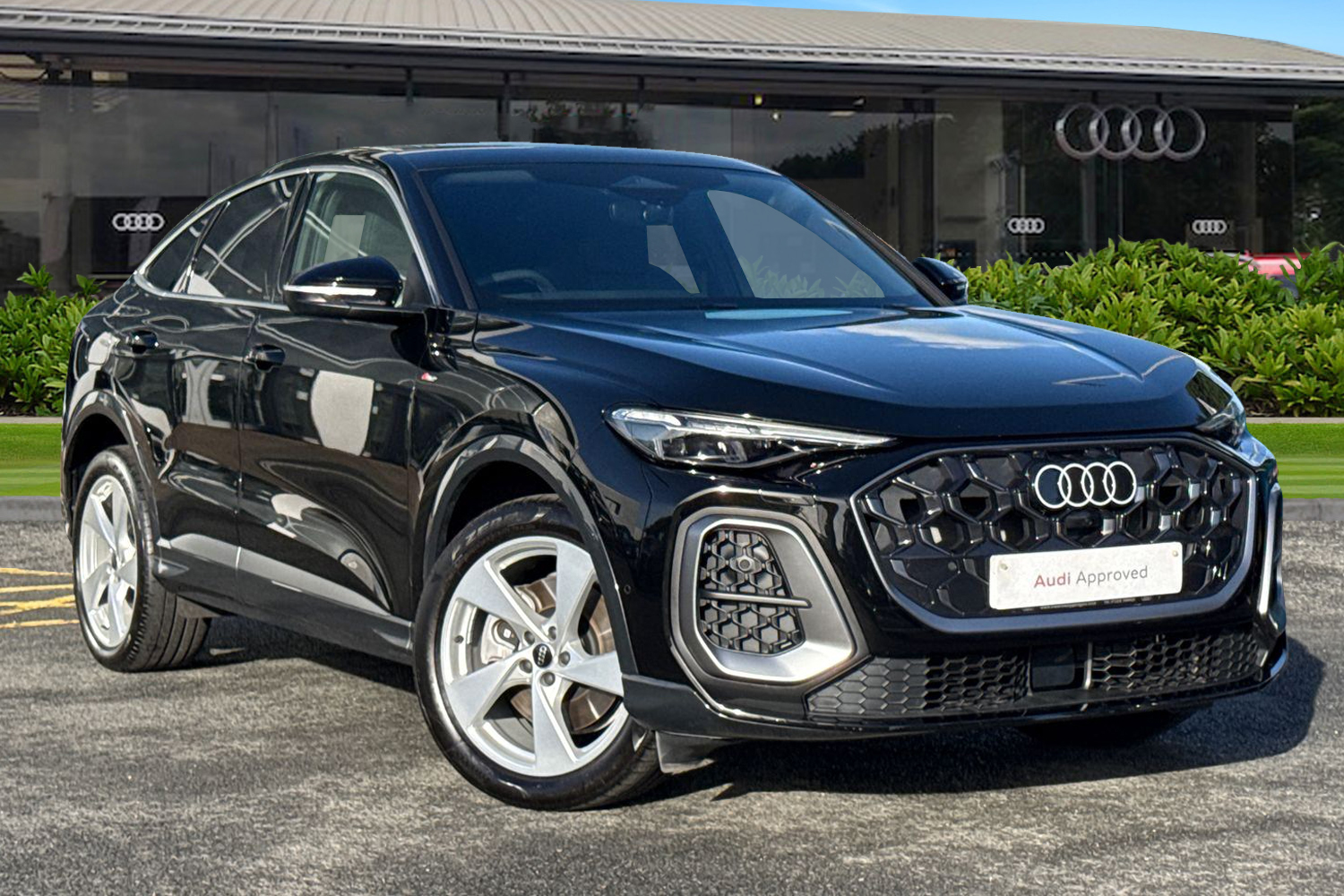 Main listing image - Audi Q5