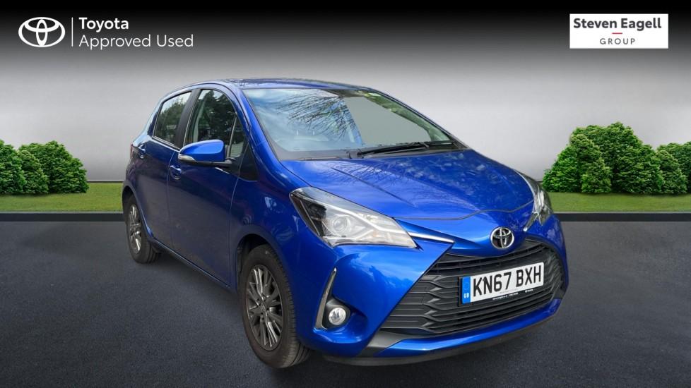 Main listing image - Toyota Yaris