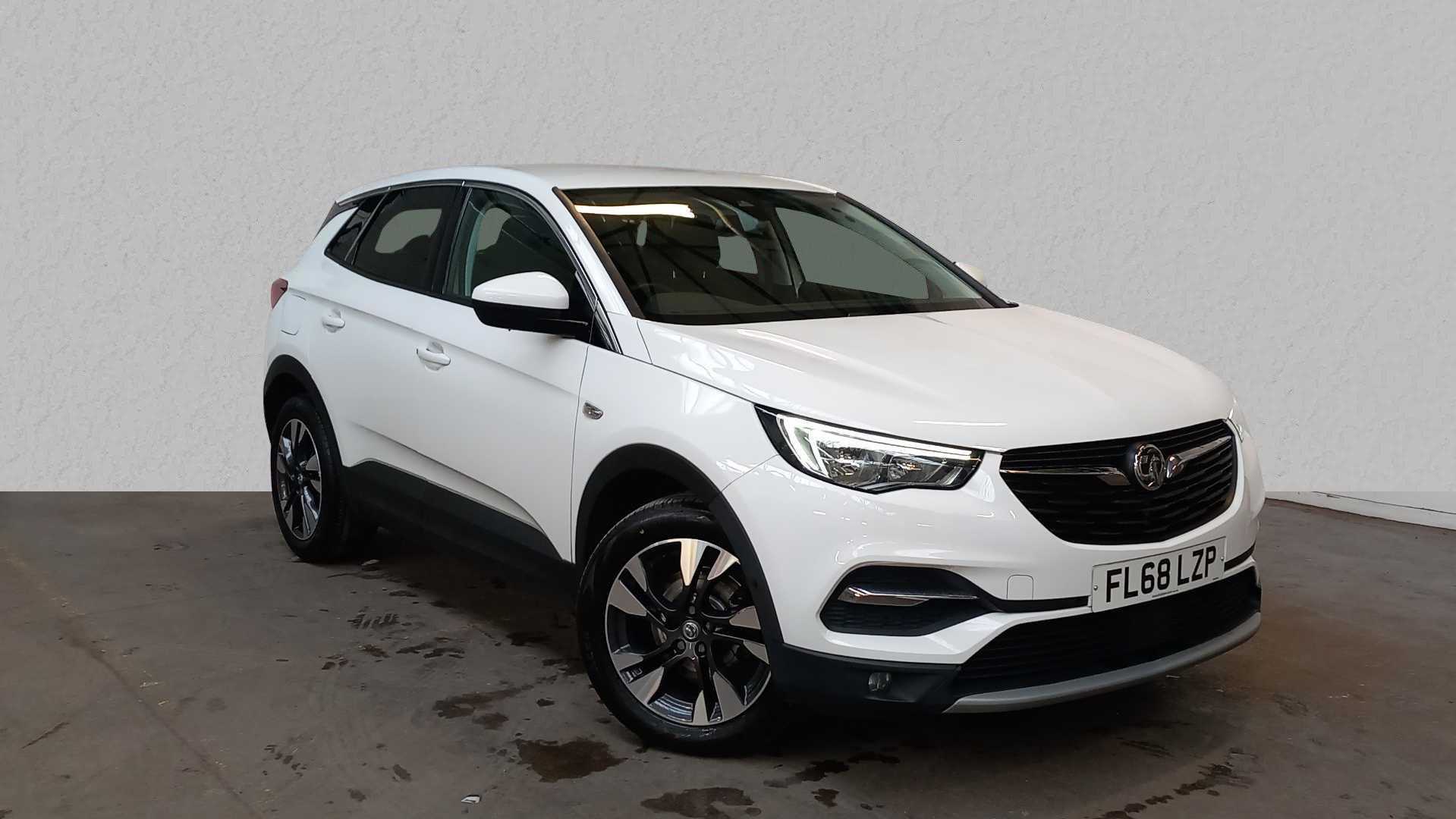 Main listing image - Vauxhall Grandland X