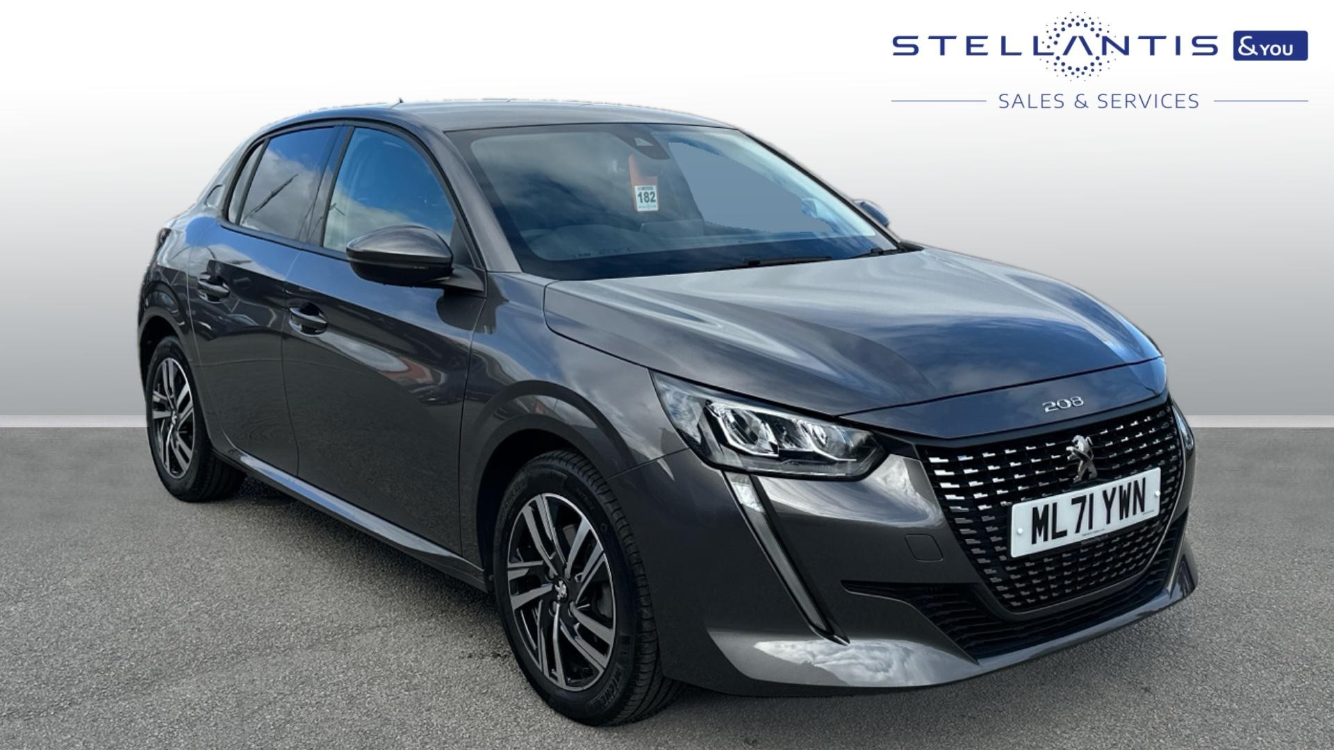 Main listing image - Peugeot 208