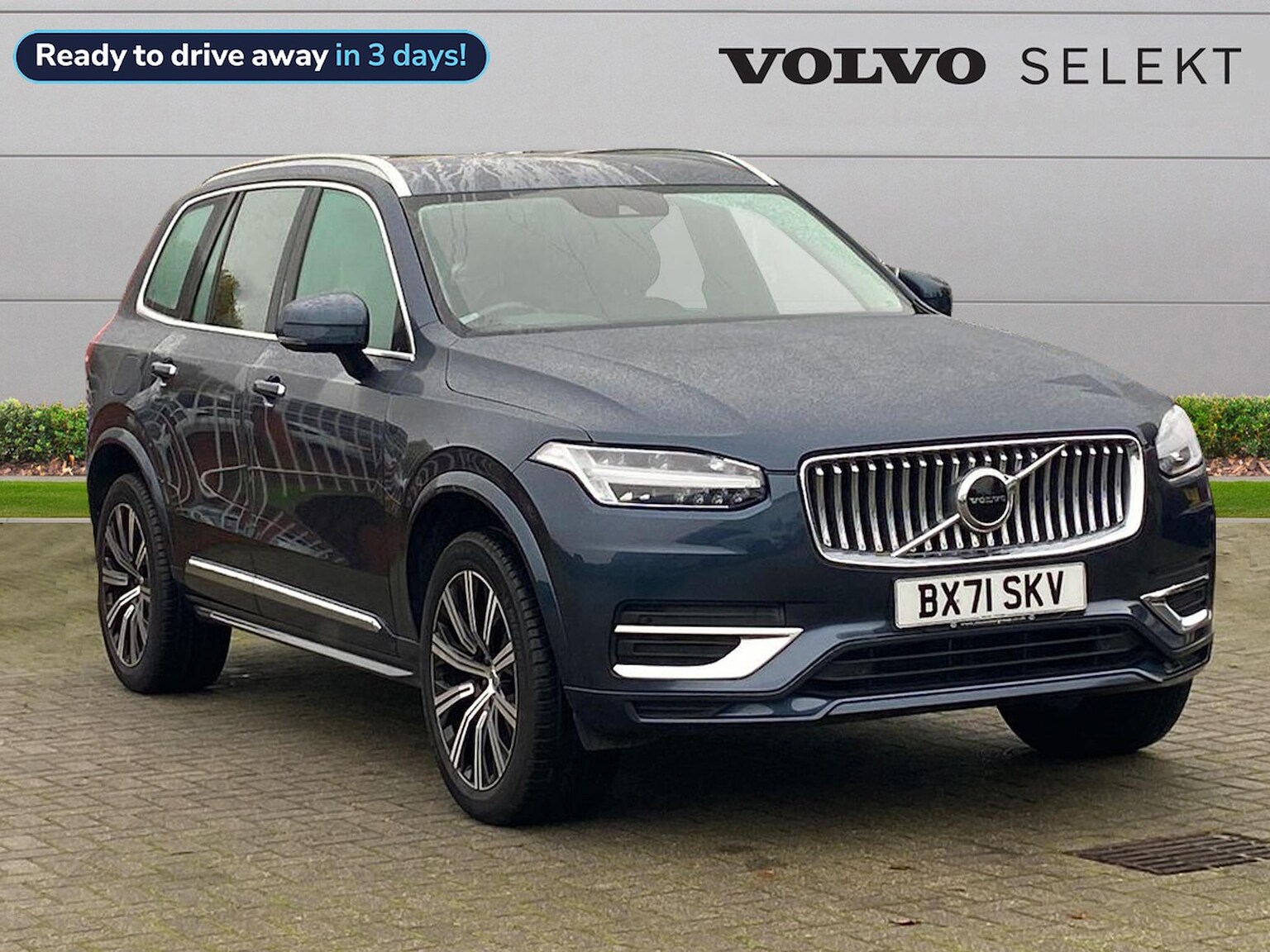 Main listing image - Volvo XC90