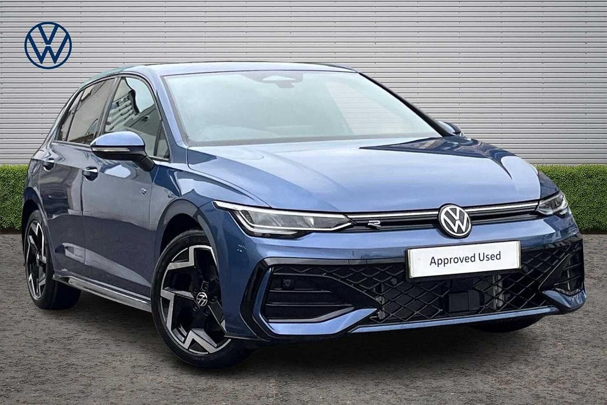 Main listing image - Volkswagen Golf