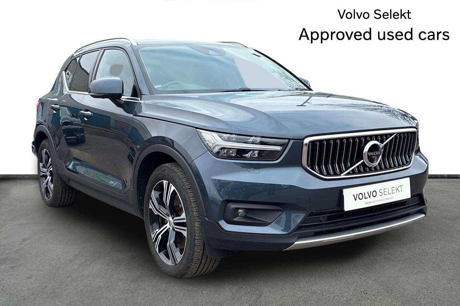 Main listing image - Volvo XC40 Recharge