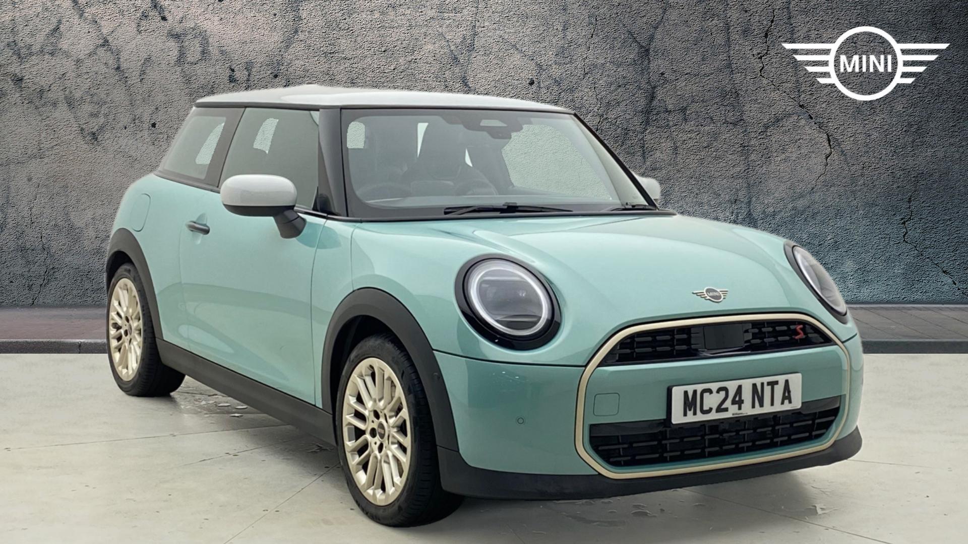 Main listing image - MINI Hatchback