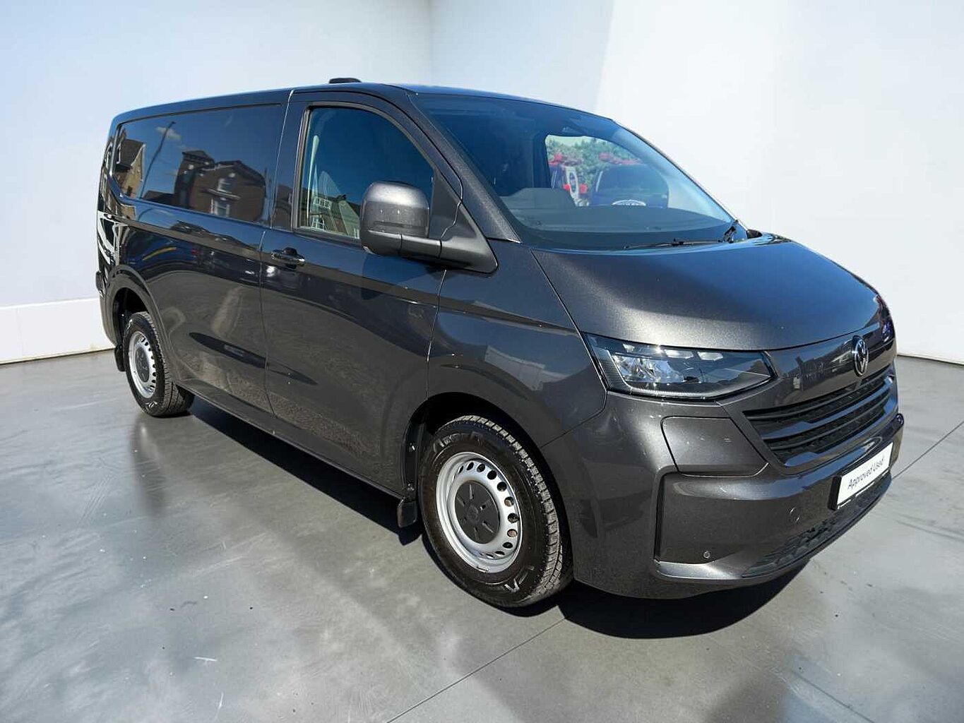 Main listing image - Volkswagen Transporter
