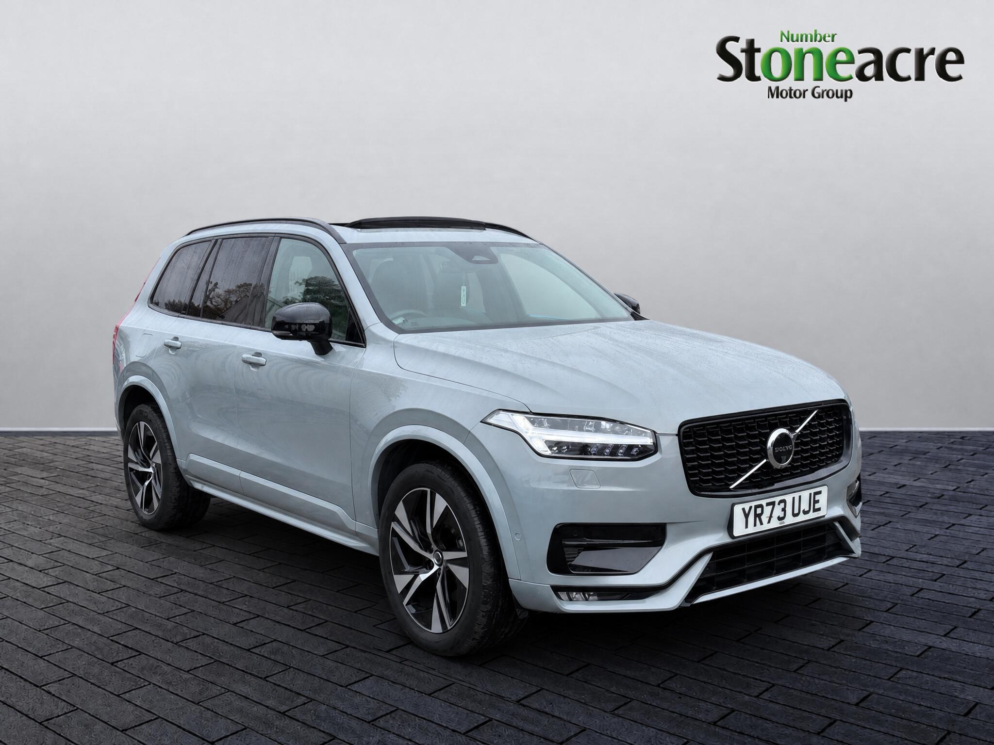 Main listing image - Volvo XC90