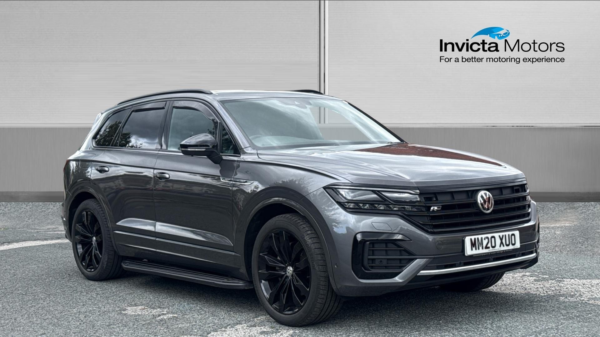 Main listing image - Volkswagen Touareg