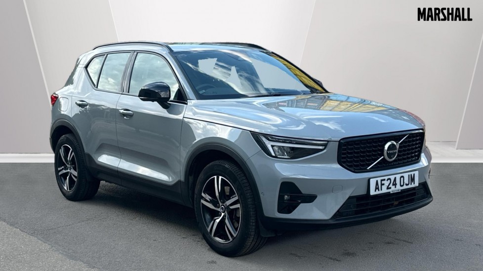 Main listing image - Volvo XC40