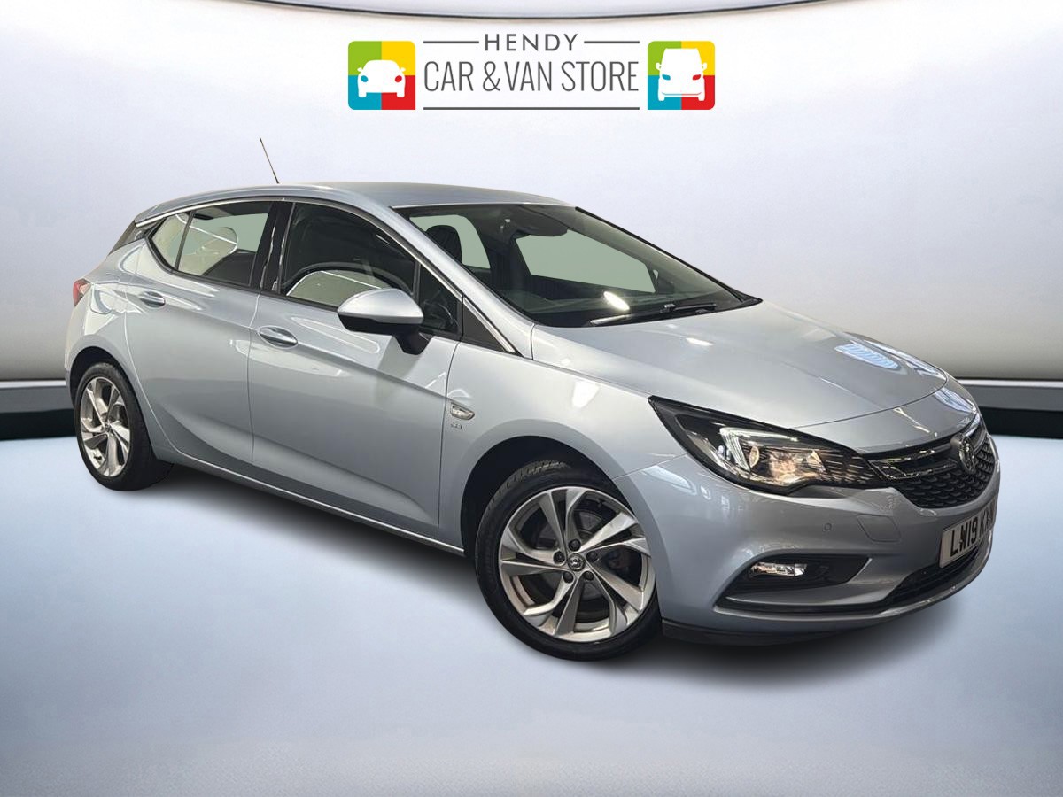 Main listing image - Vauxhall Astra