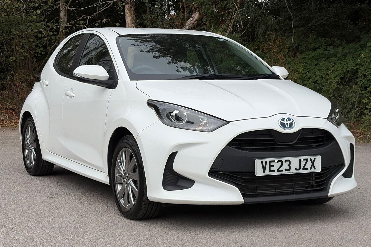 Main listing image - Toyota Yaris