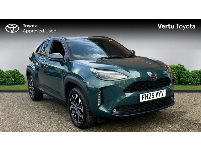 Main listing image - Toyota Yaris Cross